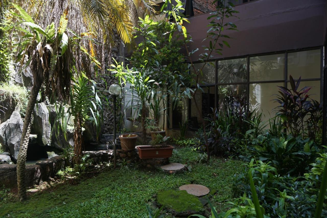 Hotel Nusantara Indah Syariah Jakarta Exteriér fotografie